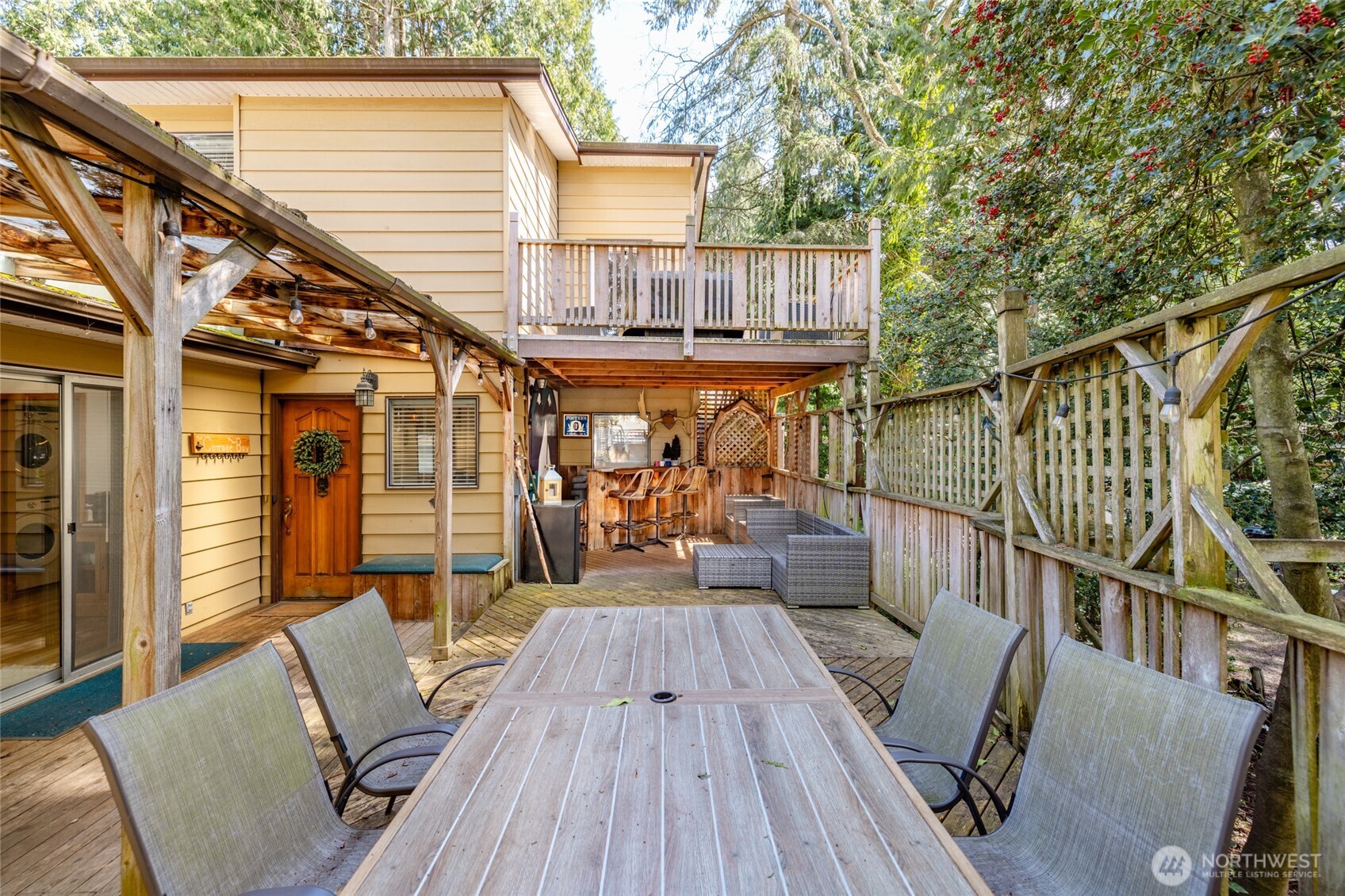 8252 Beach Way Drive , Blaine, WA 98230