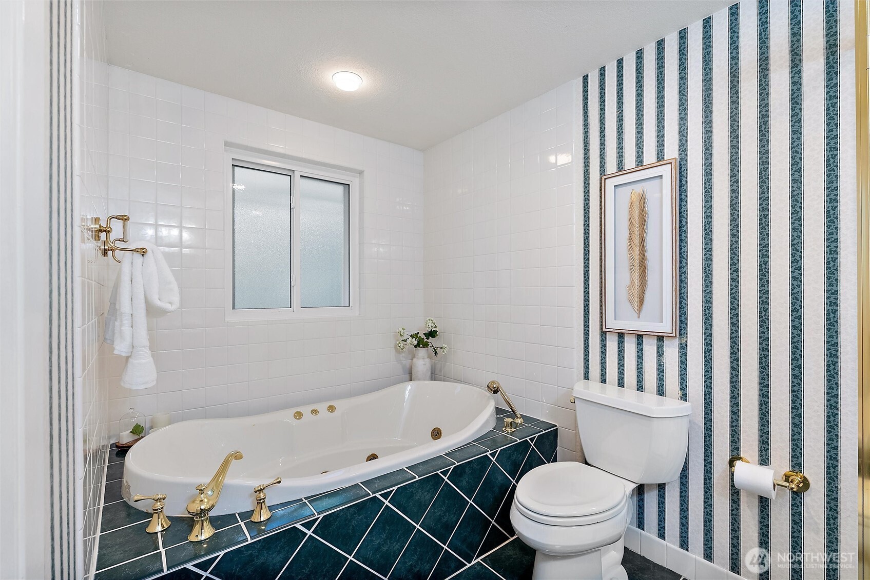 1036 146th Avenue SE, Bellevue, WA 98007