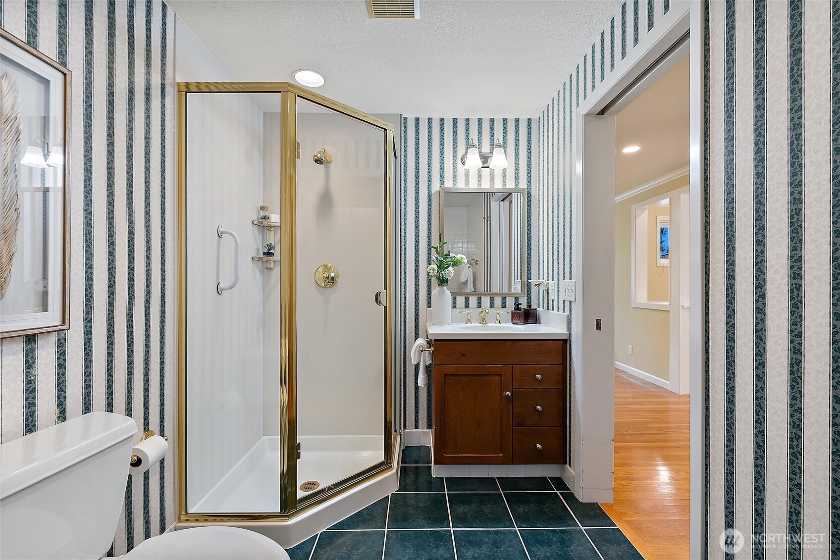 1036 146th Avenue SE, Bellevue, WA 98007