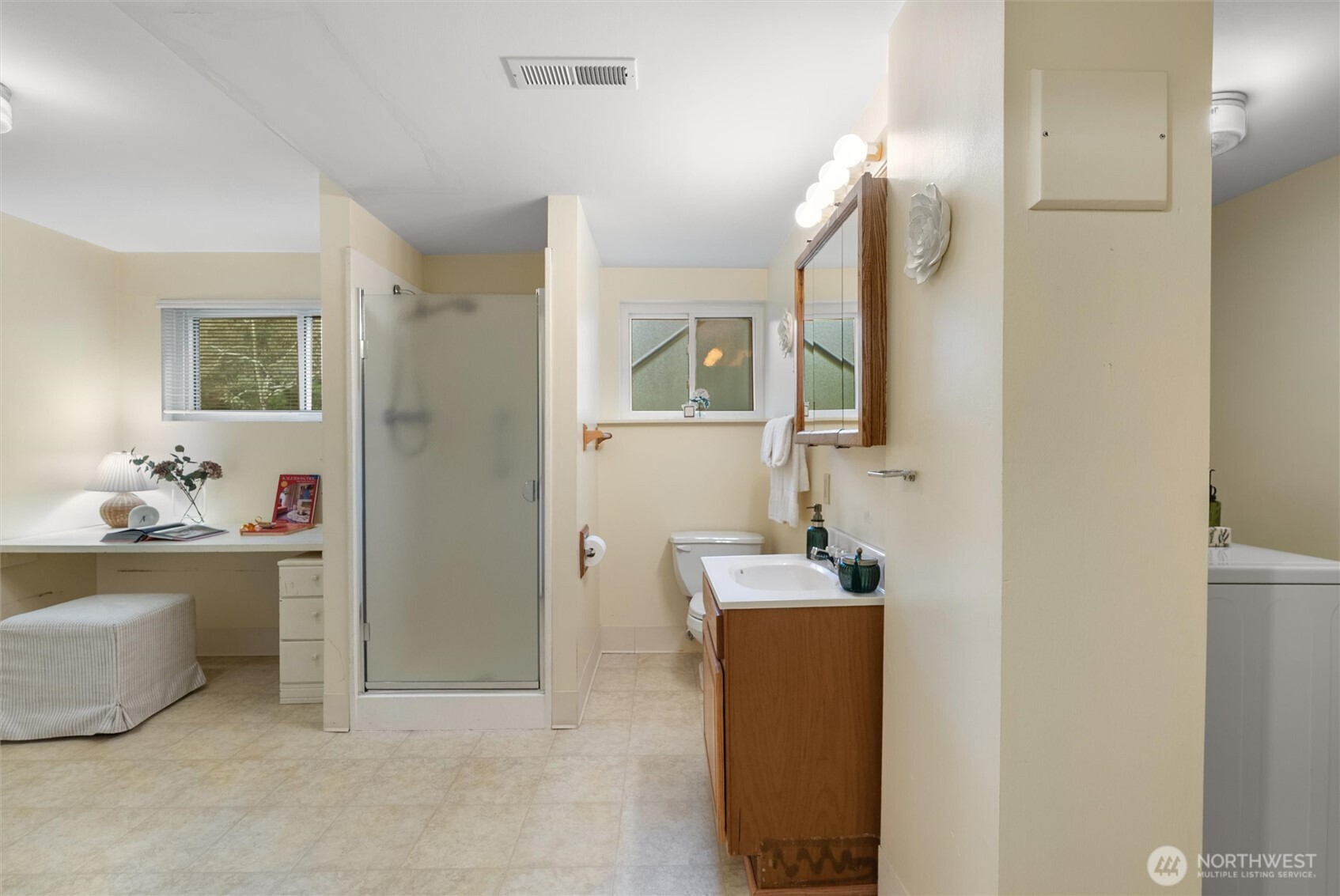 1036 146th Avenue SE, Bellevue, WA 98007