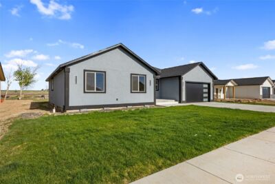 2394 Hunter Street , Ephrata, WA 98823 - Photo 3