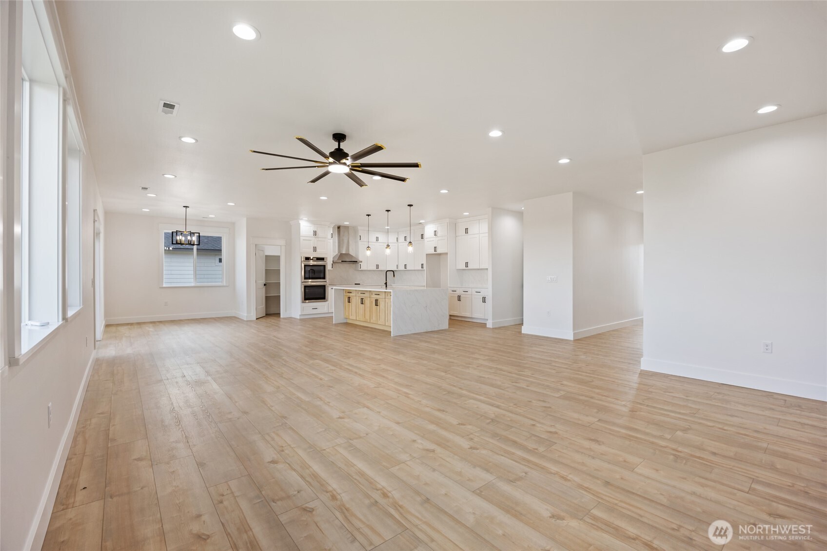 2394 Hunter Street , Ephrata, WA 98823