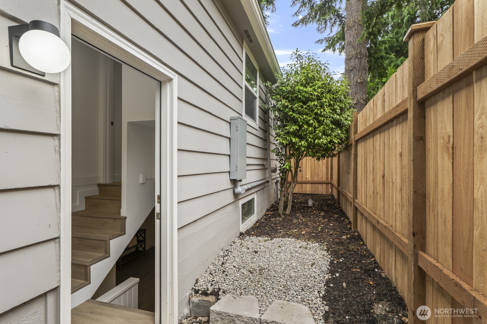 3539 NE 88th Street #A, Seattle, WA 98115-3643