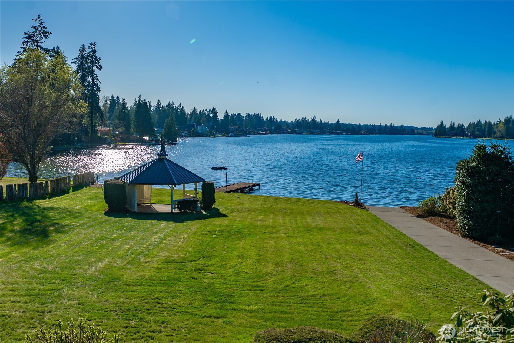 5816 218th Avenue E, Lake Tapps, WA 98391
