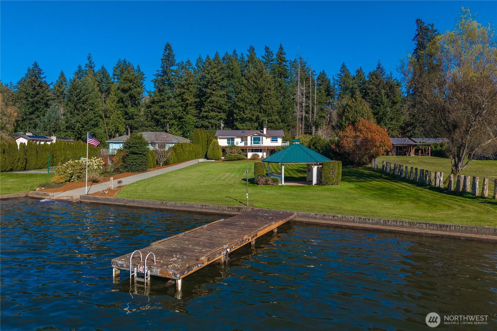 5816 218th Avenue E, Lake Tapps, WA 98391