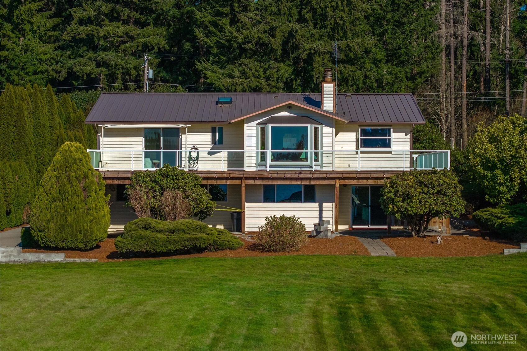 5816 218th Avenue E, Lake Tapps, WA 98391