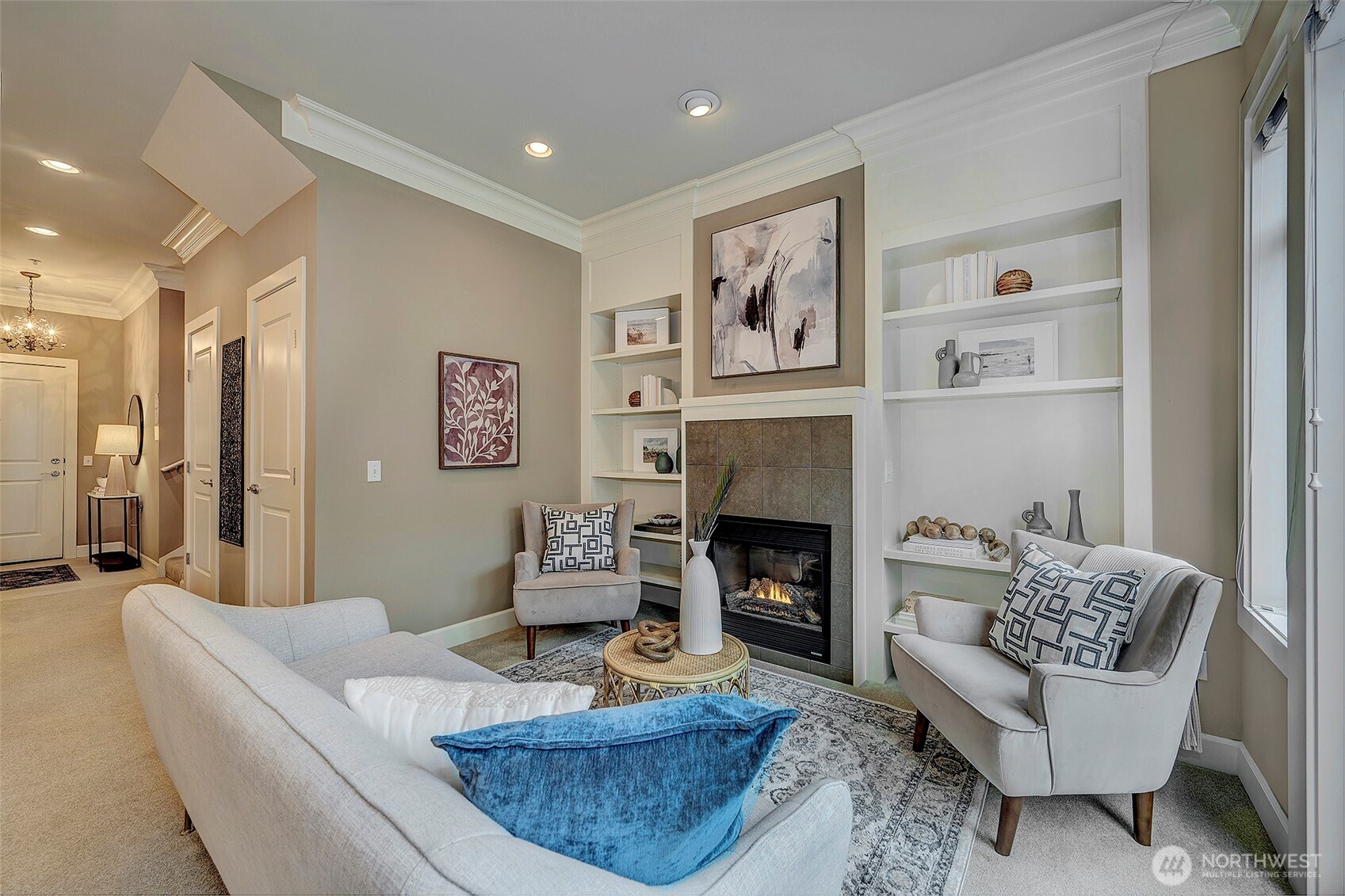 61 Pine Street #201, Edmonds, WA 98020
