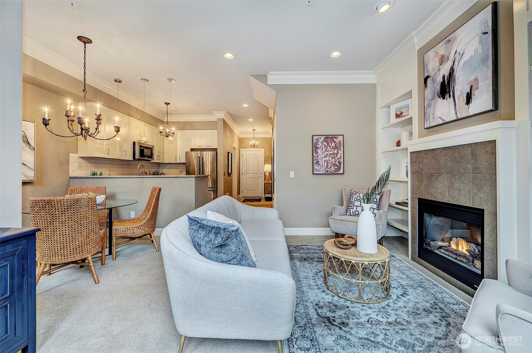 61 Pine Street #201, Edmonds, WA 98020