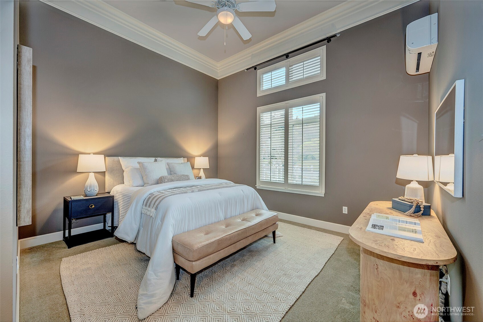 61 Pine Street #201, Edmonds, WA 98020