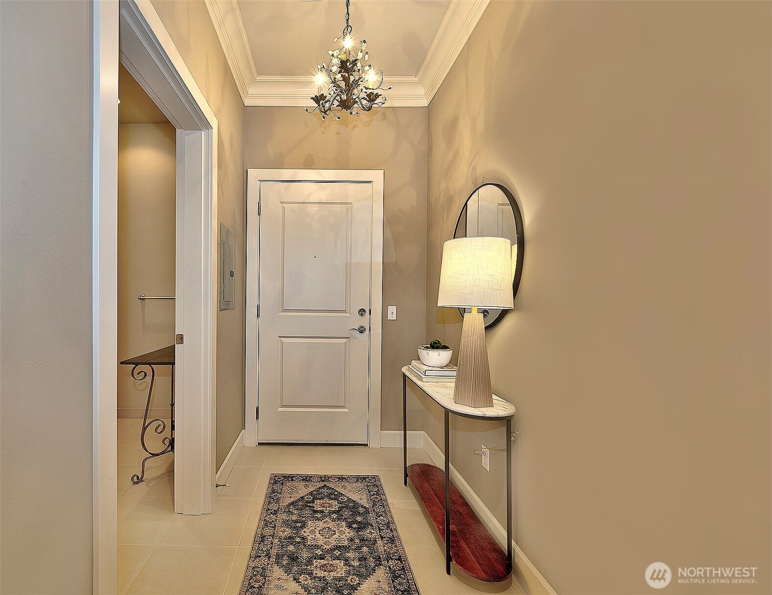 61 Pine Street #201, Edmonds, WA 98020