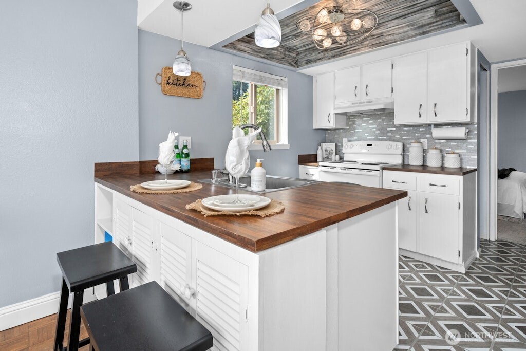23407 Lakeview Drive #G101, Mountlake Terrace, WA 98043