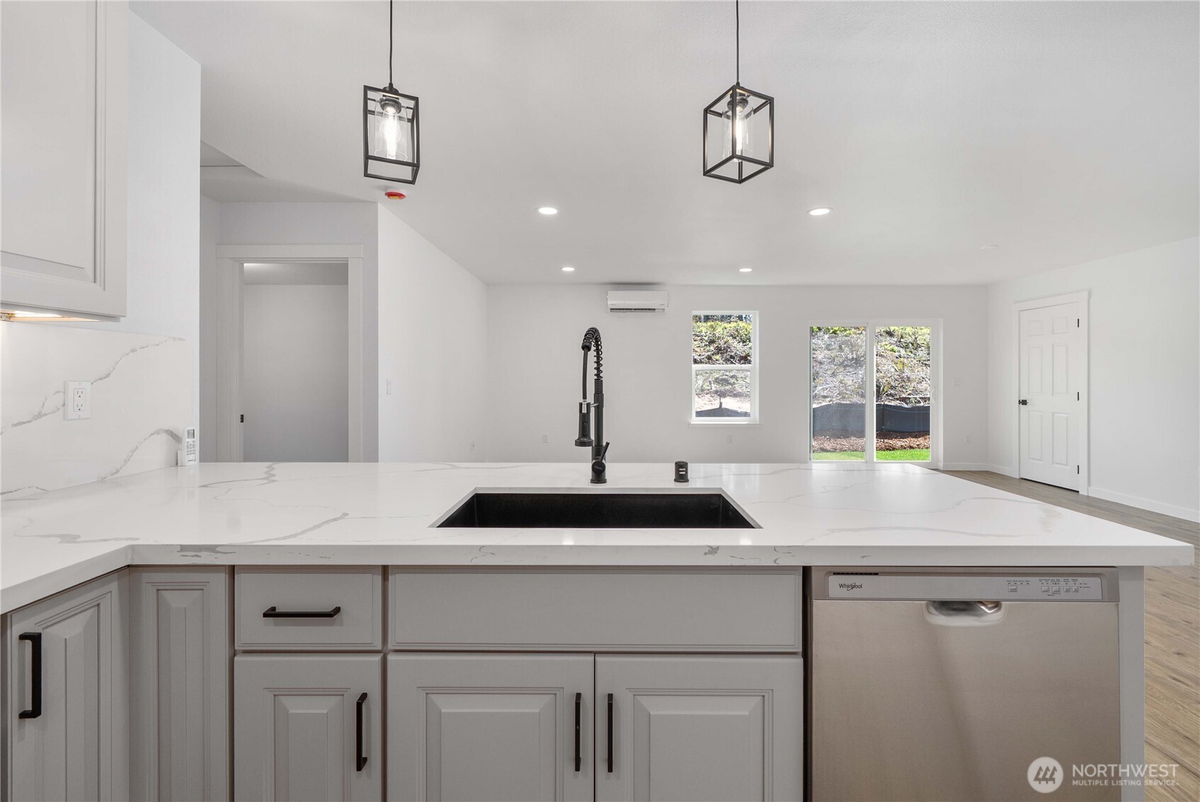 441 Chestnut Street , Shelton, WA 98584