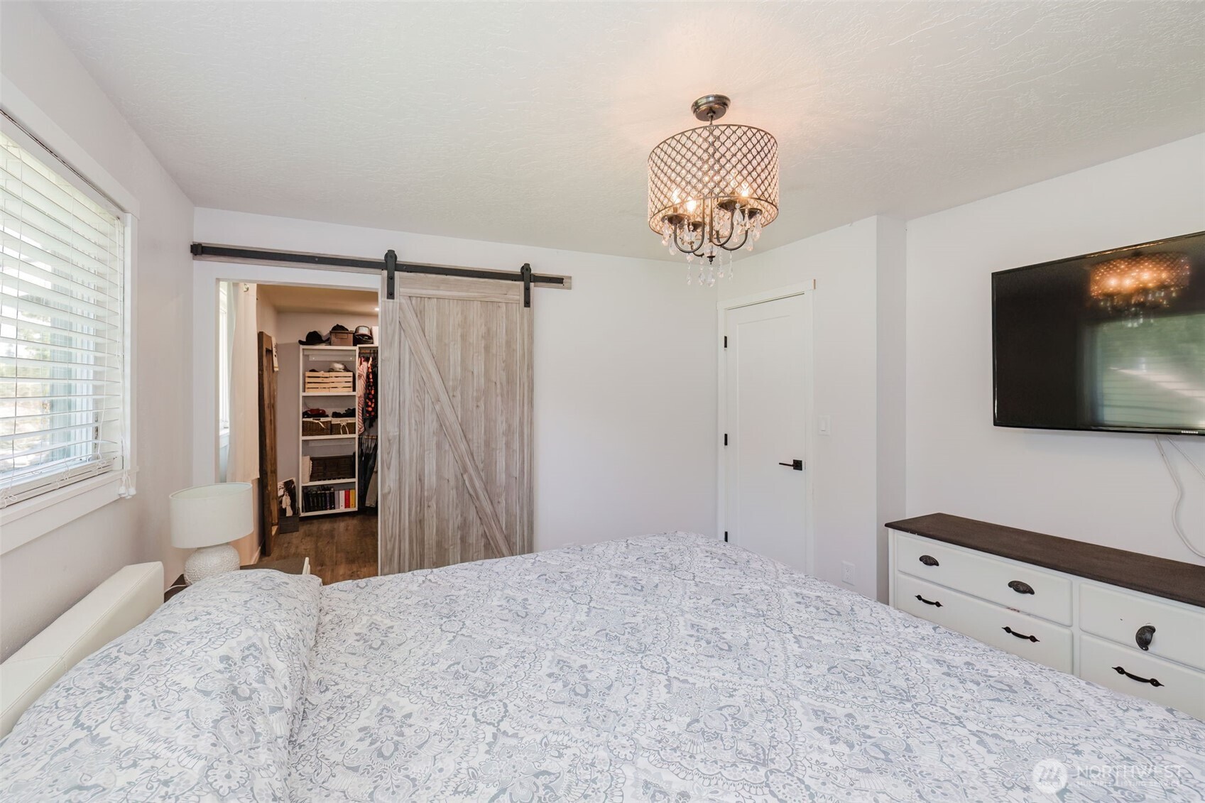 3018 NE Rozewood Drive NE, Bremerton, WA 98310