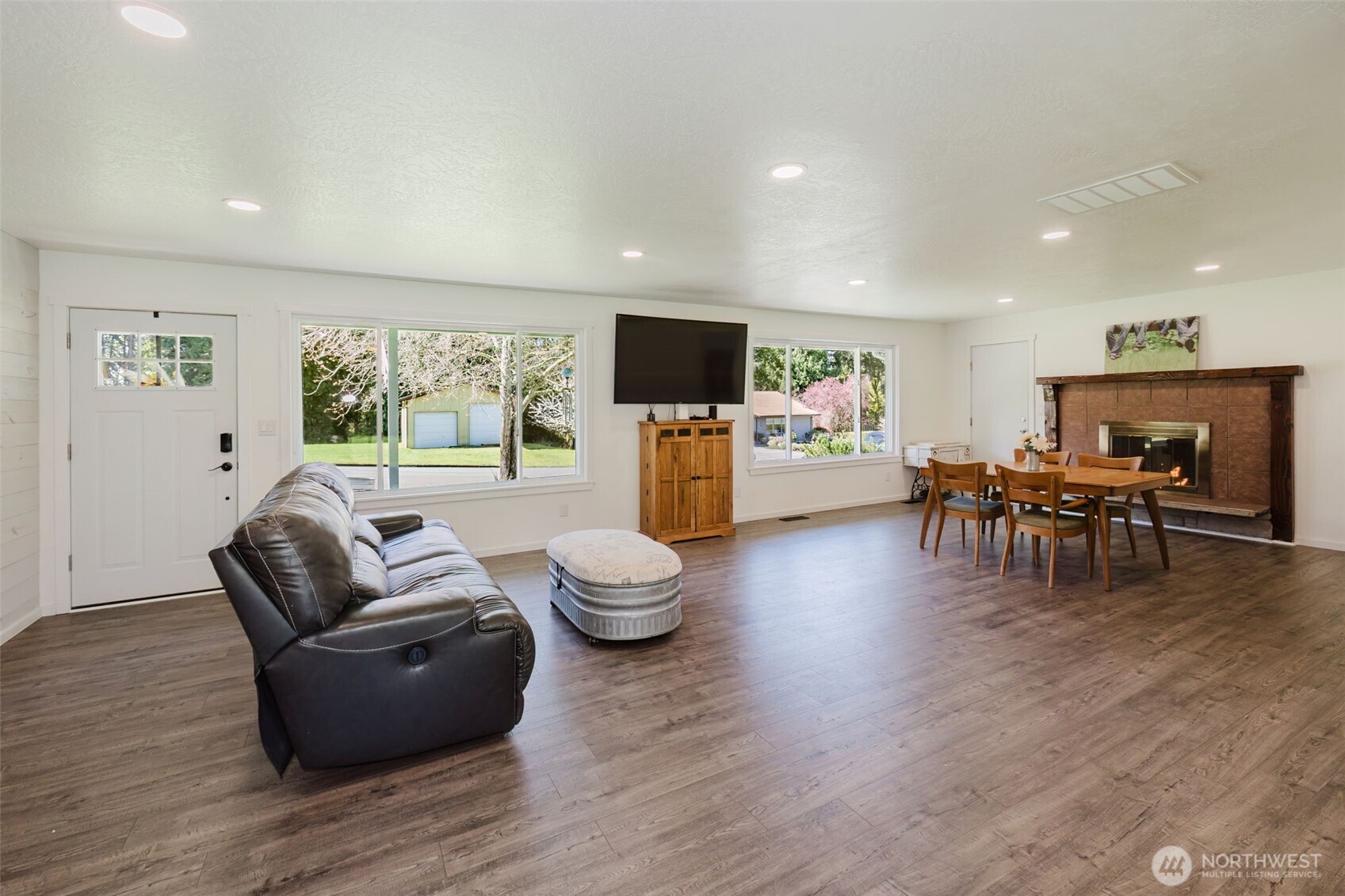 3018 NE Rozewood Drive NE, Bremerton, WA 98310