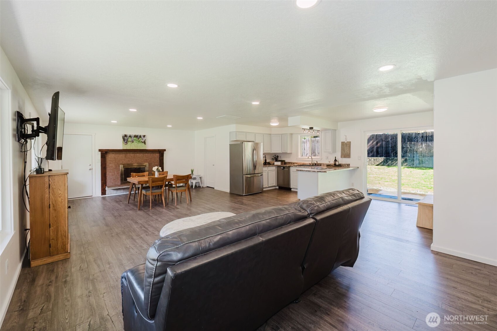 3018 NE Rozewood Drive NE, Bremerton, WA 98310