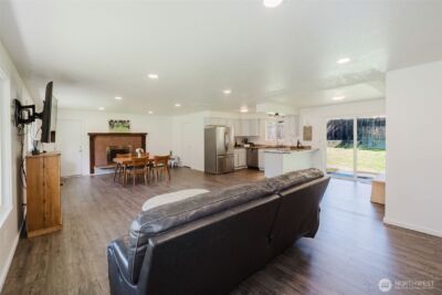 3018 NE Rozewood Drive NE, Bremerton, WA 98310 - Photo 5