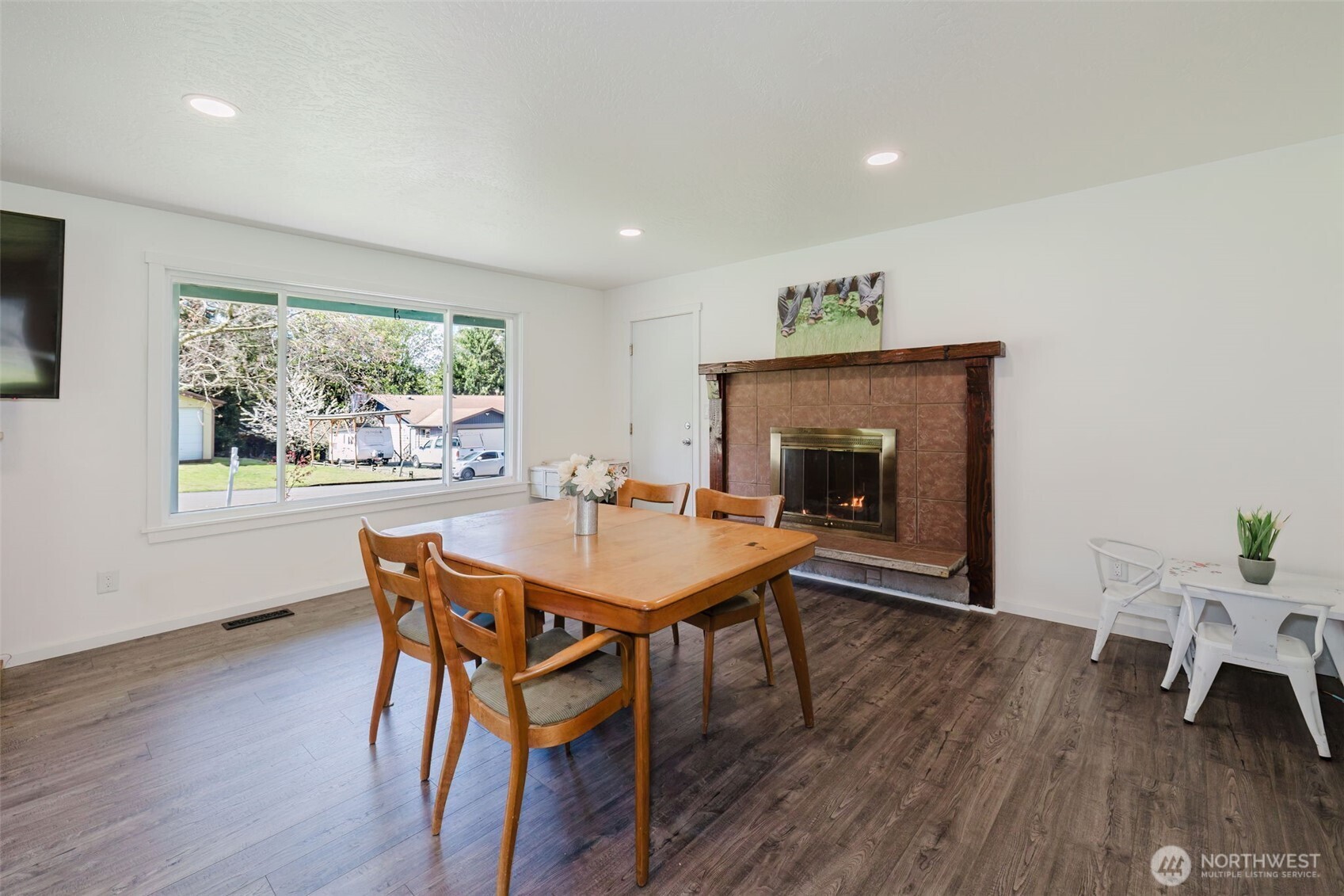 3018 NE Rozewood Drive NE, Bremerton, WA 98310