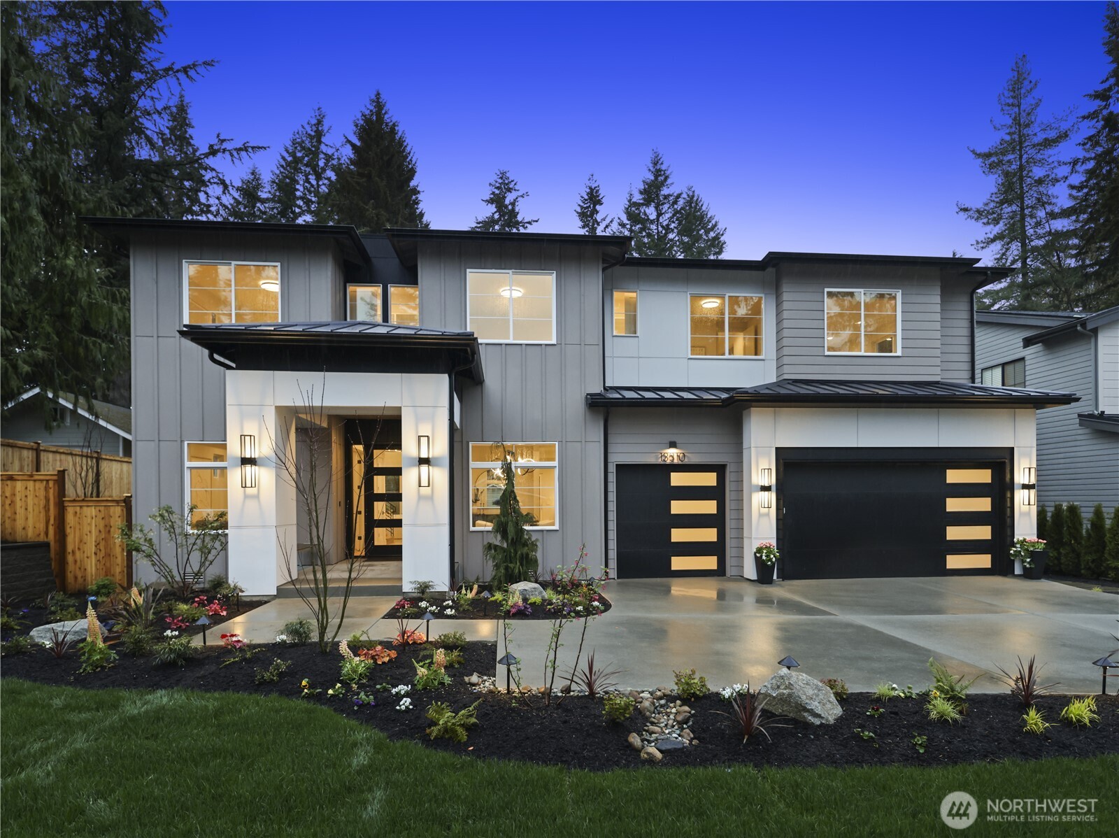 13310 NE 112th Place , Redmond, WA 98052