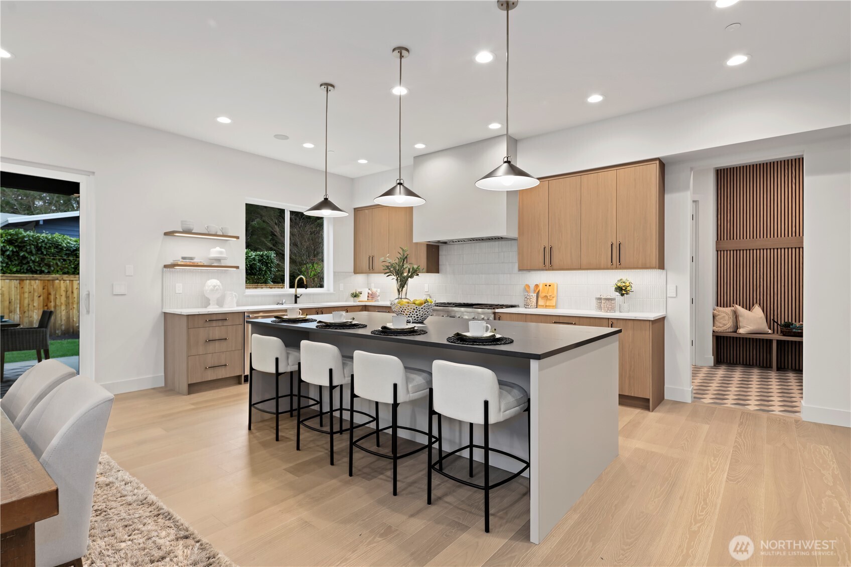13310 NE 112th Place , Redmond, WA 98052