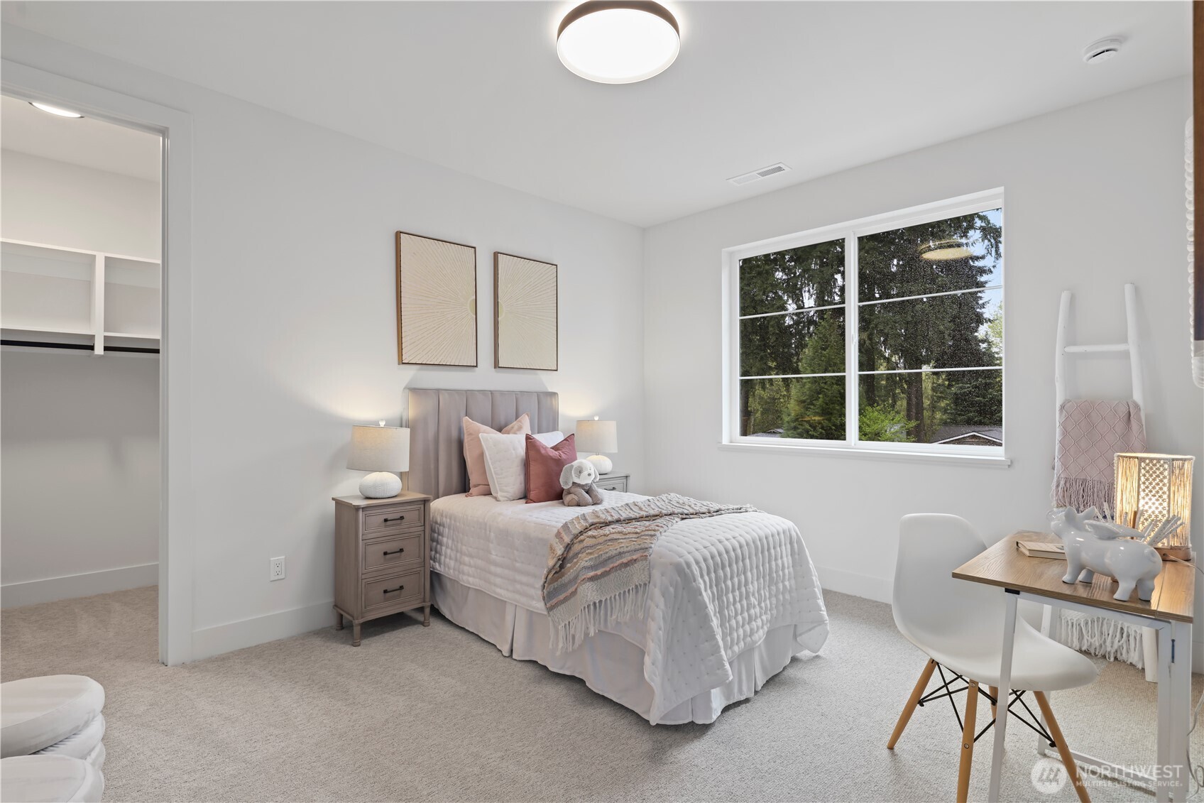 13310 NE 112th Place , Redmond, WA 98052