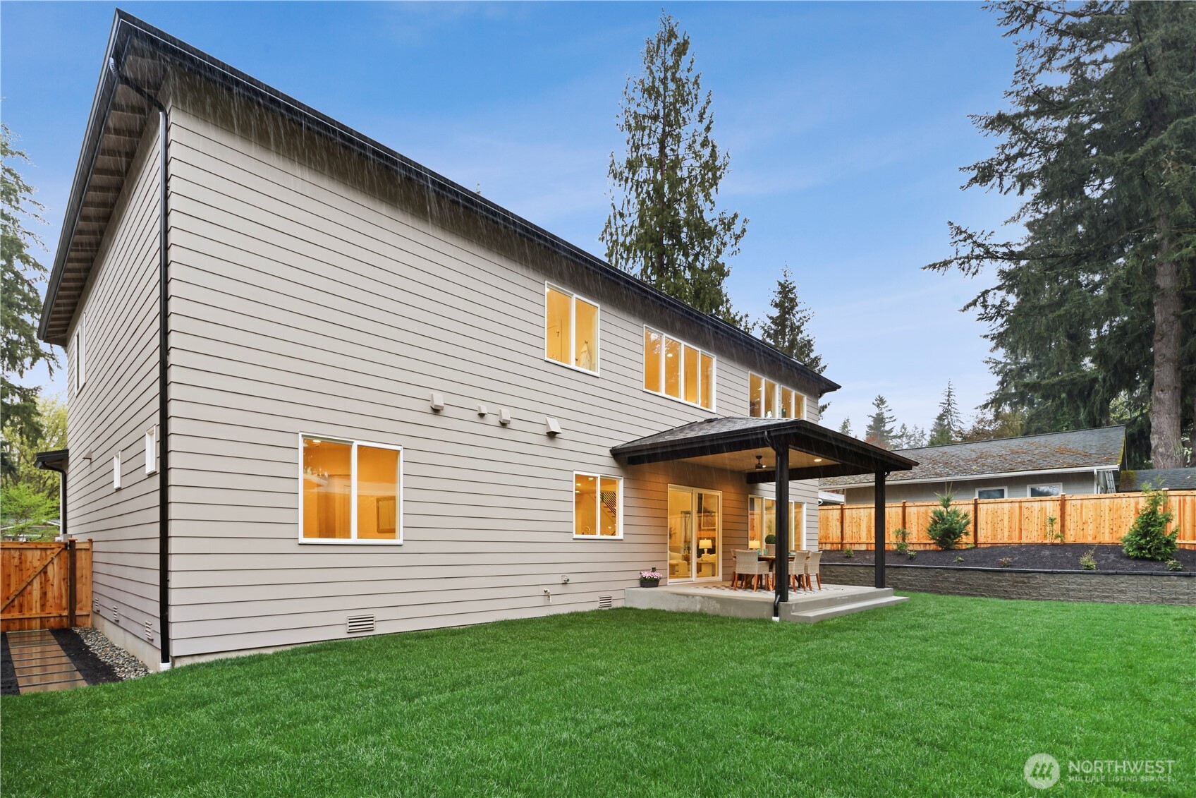 13310 NE 112th Place , Redmond, WA 98052