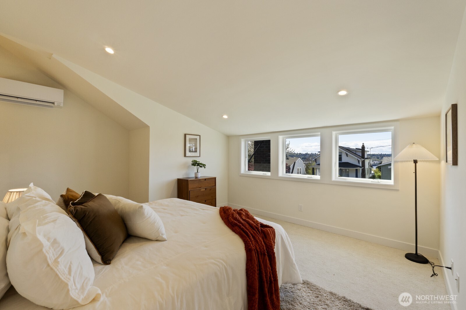 4436 Baker Avenue NW, Seattle, WA 98107