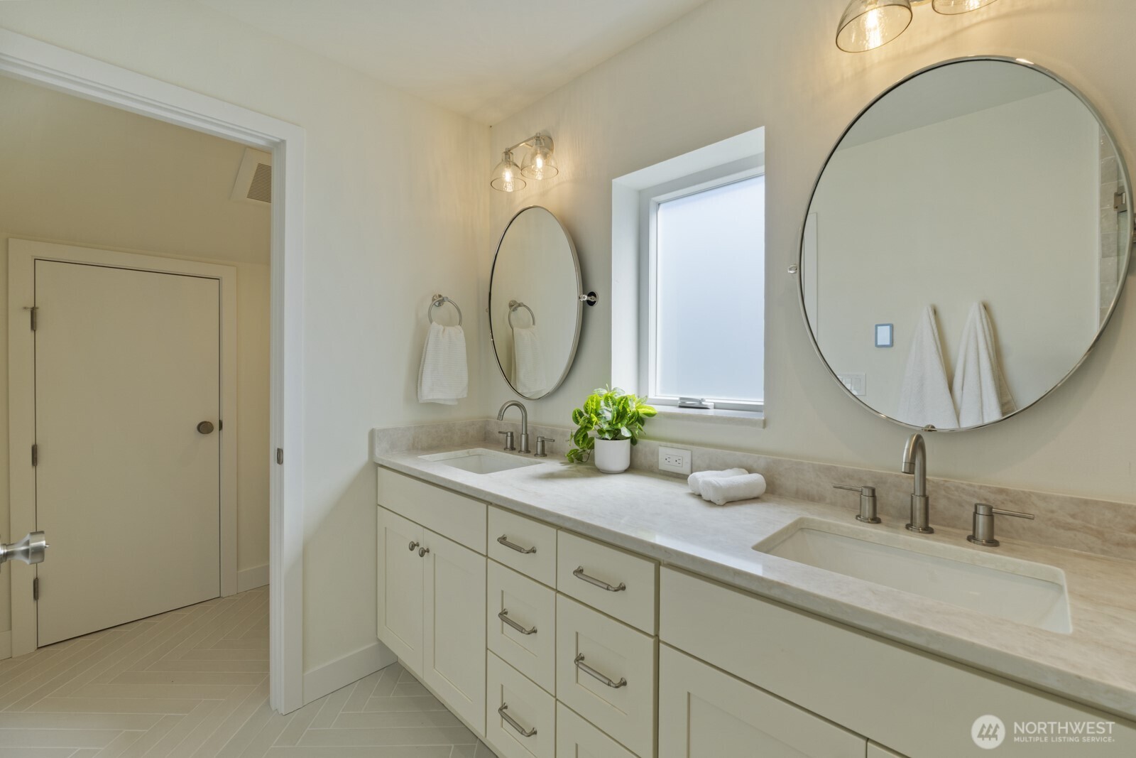 4436 Baker Avenue NW, Seattle, WA 98107