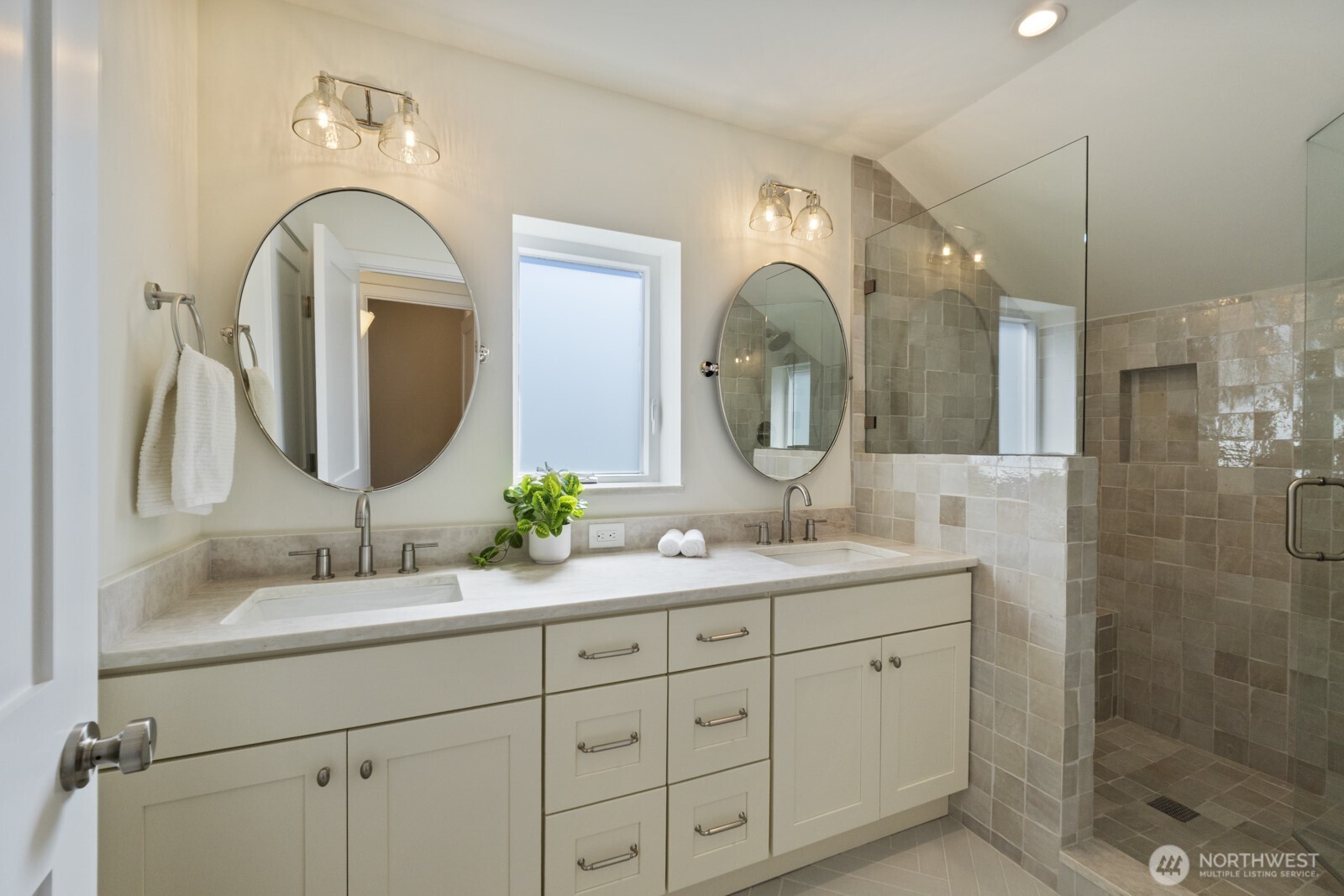 4436 Baker Avenue NW, Seattle, WA 98107