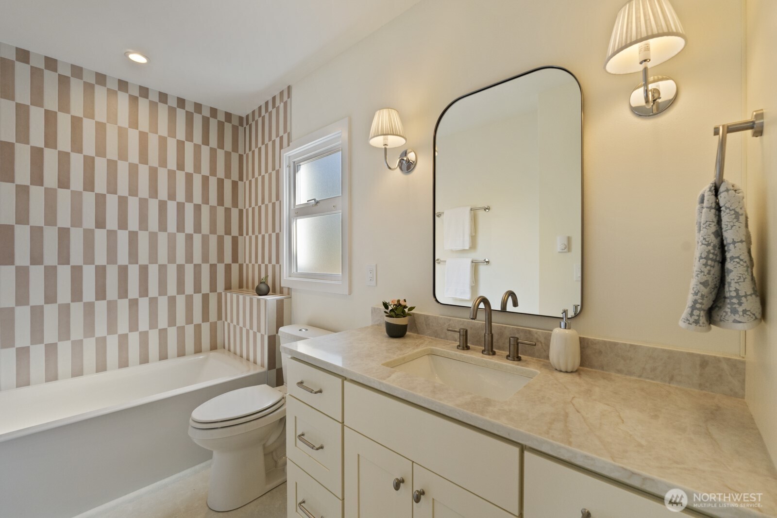 4436 Baker Avenue NW, Seattle, WA 98107