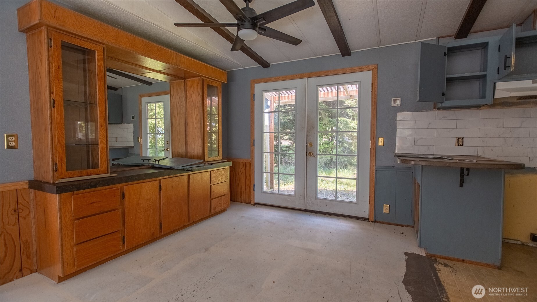 11968 Airport Cutoff Road , Port Townsend, WA 98368