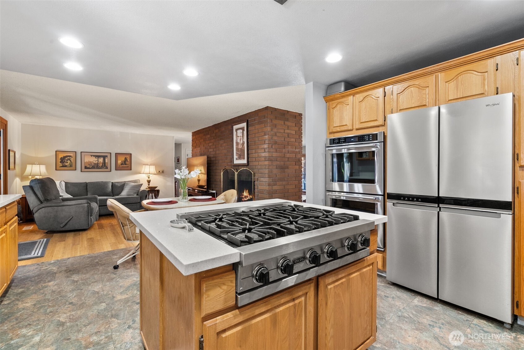 1584 Woodside Drive , Tacoma, WA 98466