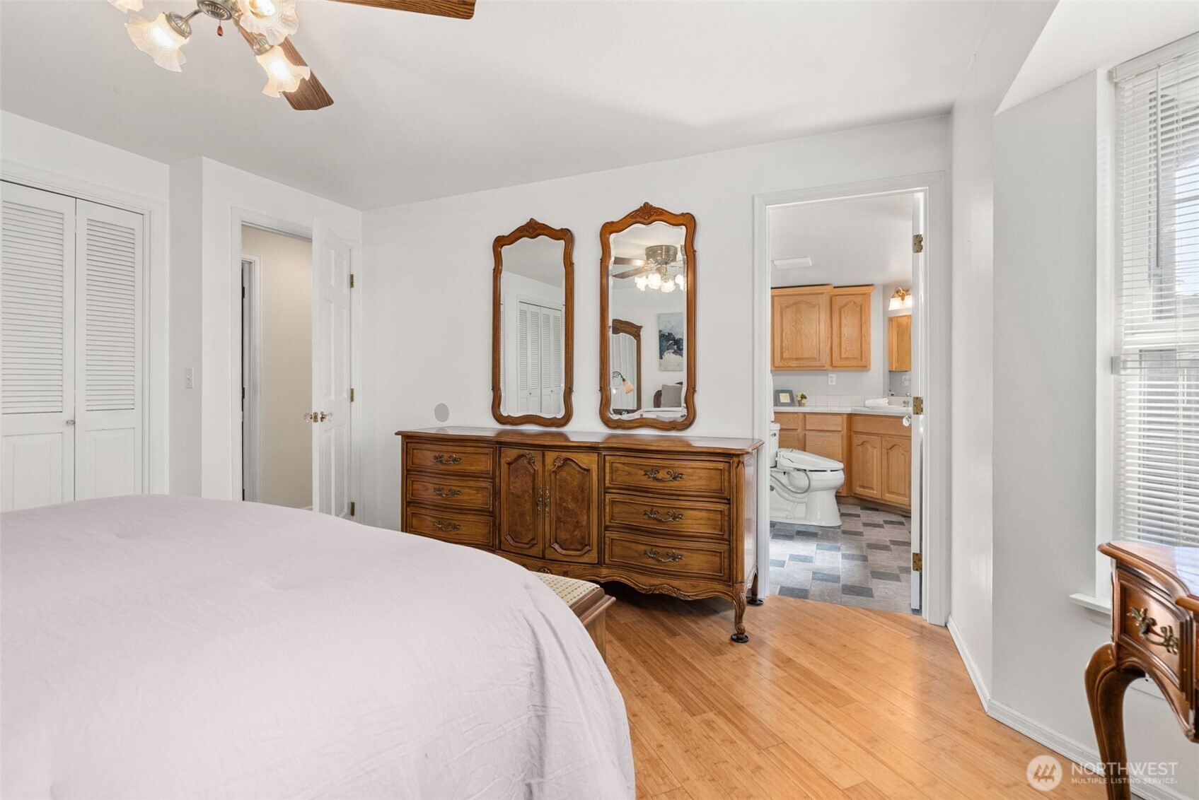 1584 Woodside Drive , Tacoma, WA 98466