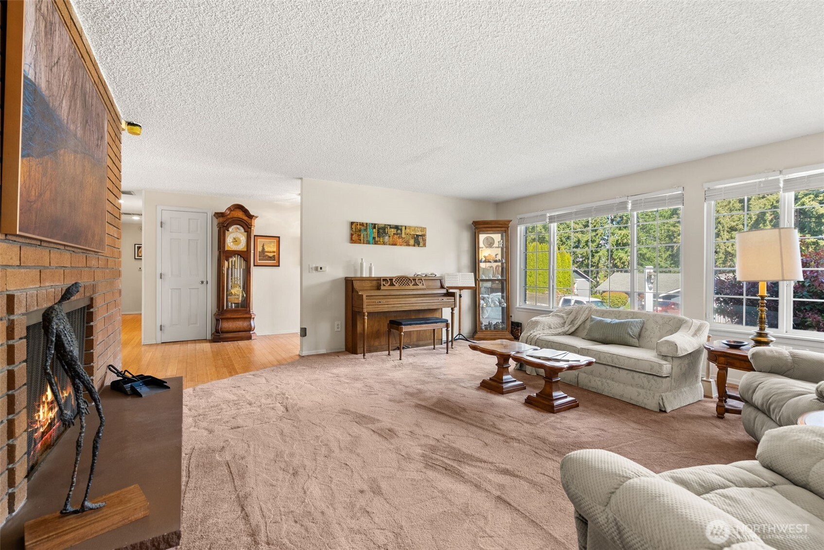 1584 Woodside Drive , Tacoma, WA 98466