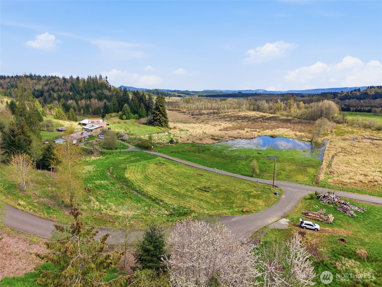 102 Seroshek Lane , Centralia, WA 98531