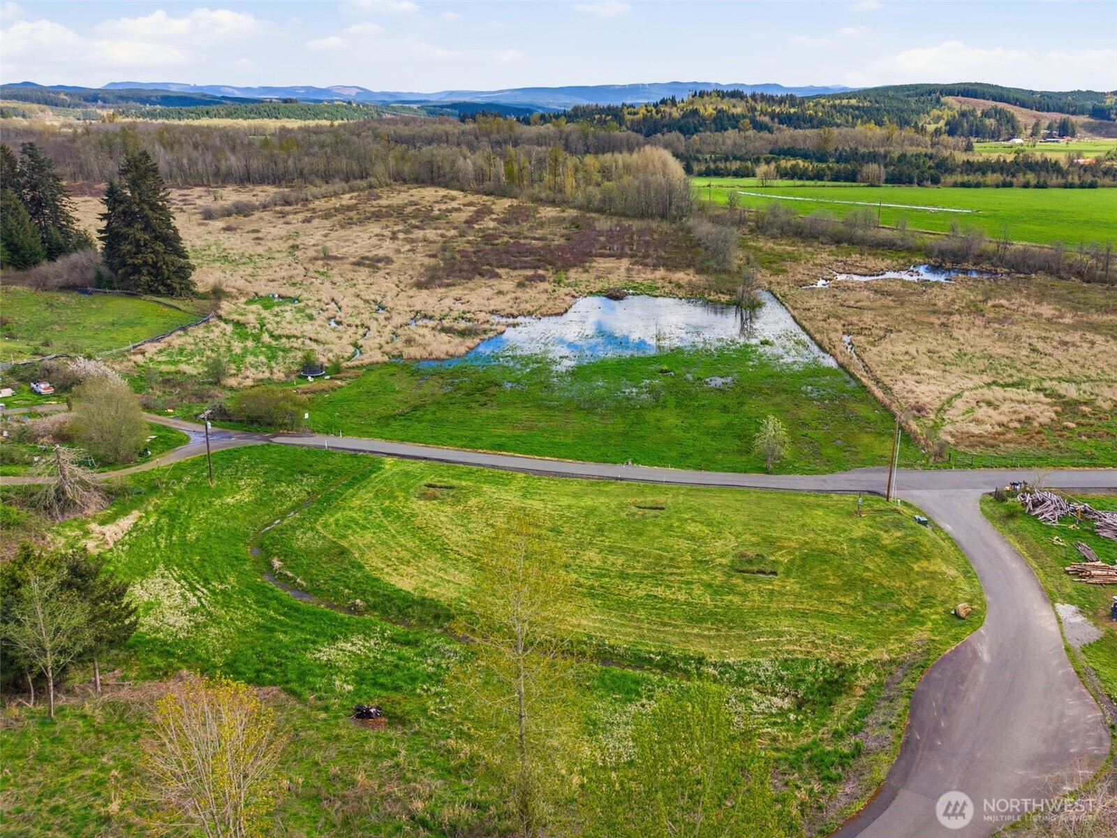 102 Seroshek Lane , Centralia, WA 98531