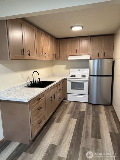 624 W Cedar Street #9, Shelton, WA 98584 - Photo 5
