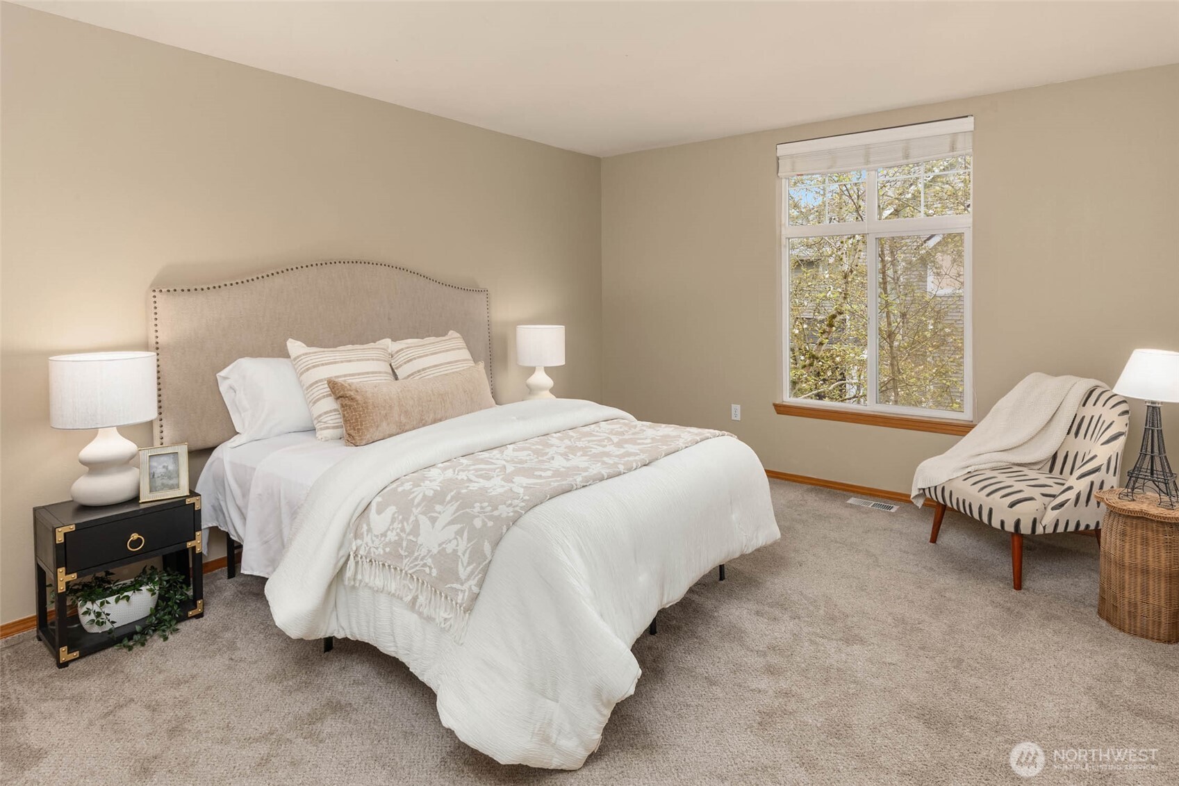 22736 NE 4th Lane , Sammamish, WA 98074