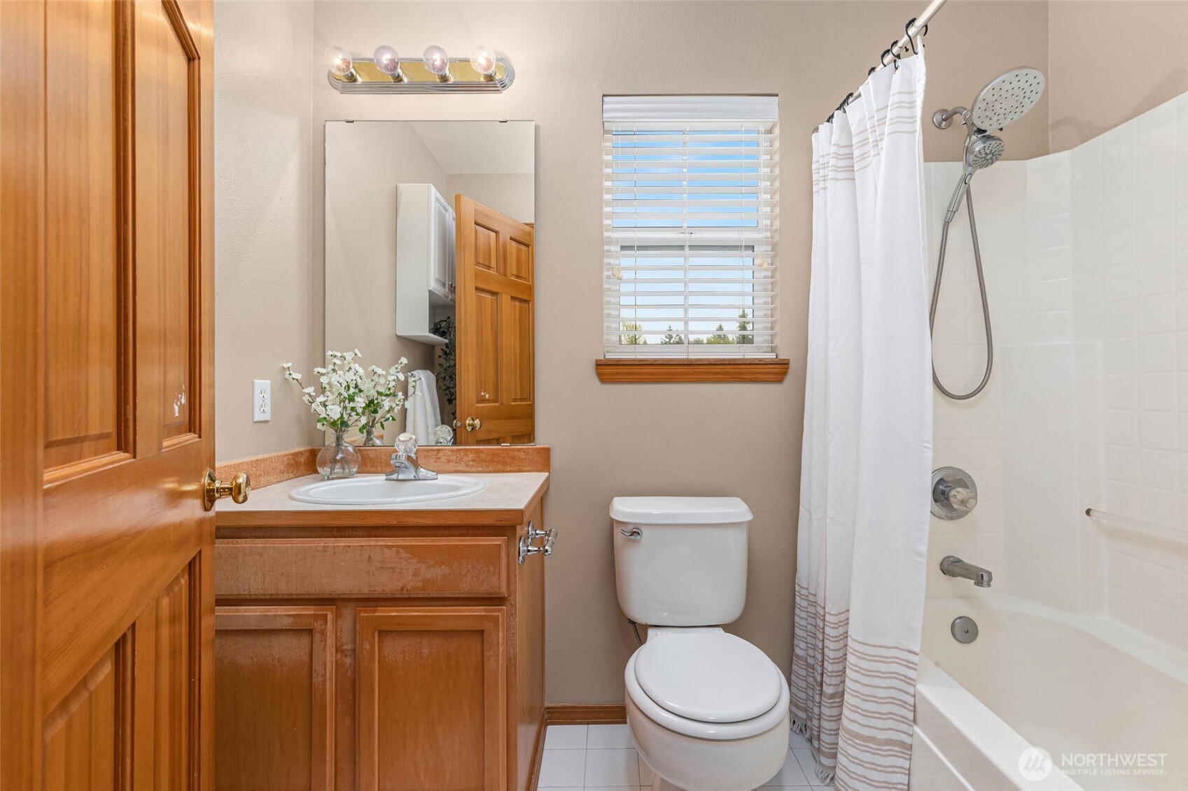22736 NE 4th Lane , Sammamish, WA 98074