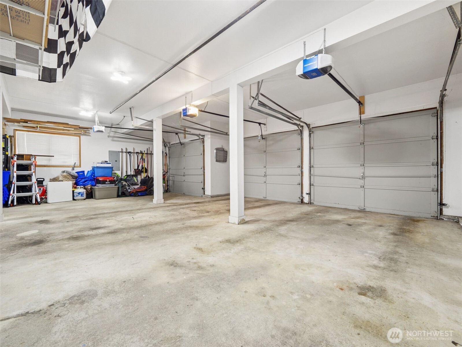 34649 10th Place SW, Federal Way, WA 98023