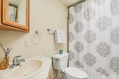 17308 Woodcrest Drive NE, Bothell, WA 98011 - Photo 19