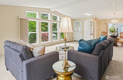 17308 Woodcrest Drive NE, Bothell, WA 98011 - Photo 8