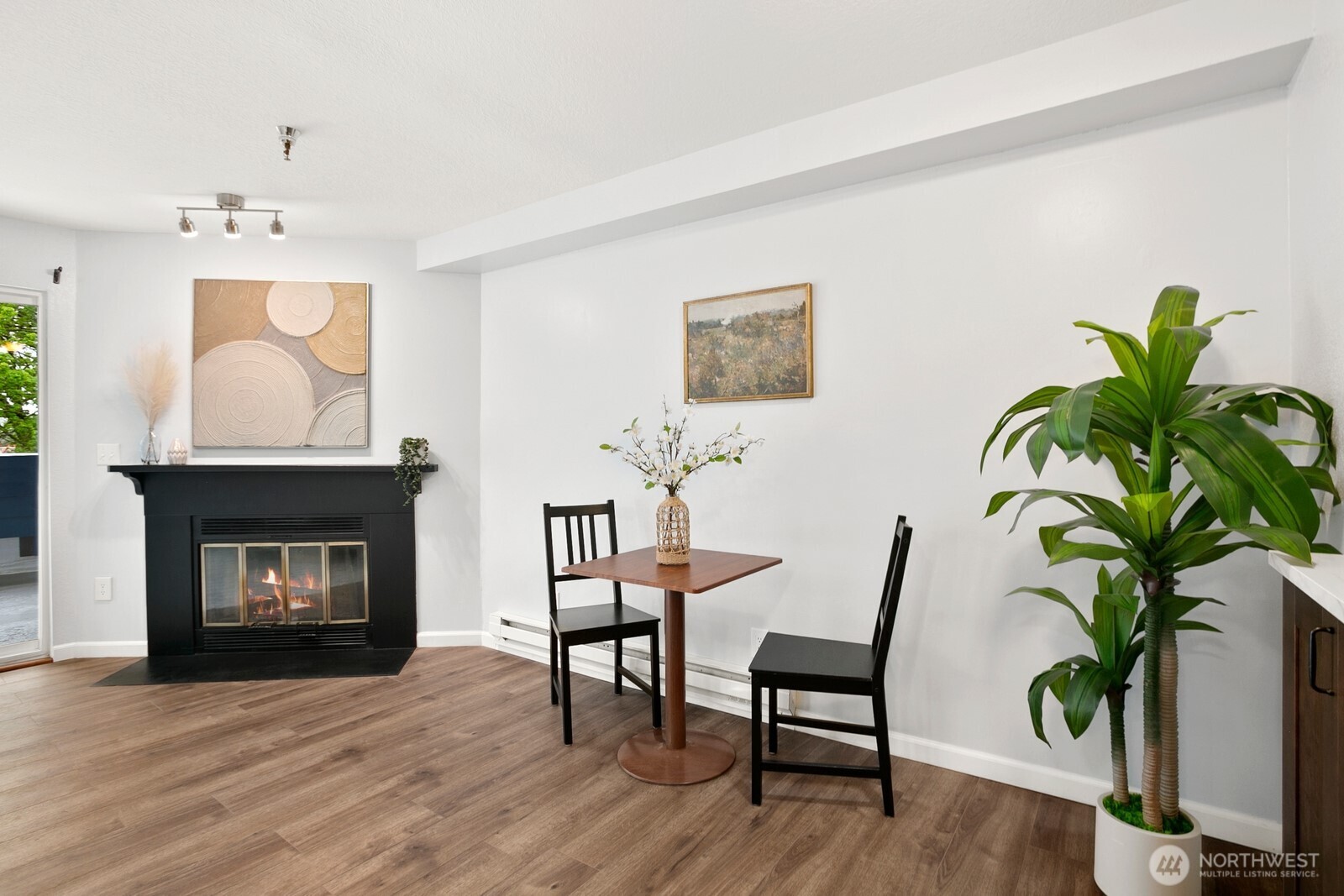 1100 Ave NE Harrington Avenue NE #211, Renton, WA 98056