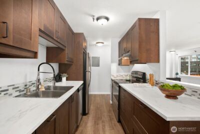 1100 Ave NE Harrington Avenue NE #211, Renton, WA 98056 - Photo 10