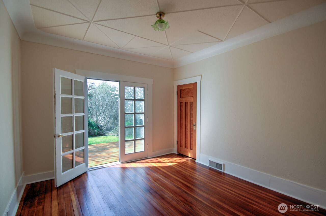 2306 Bigelow Avenue NE, Olympia, WA 98506