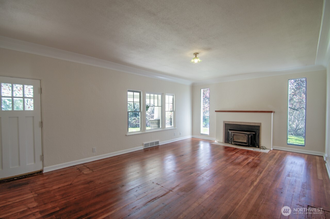 2306 Bigelow Avenue NE, Olympia, WA 98506