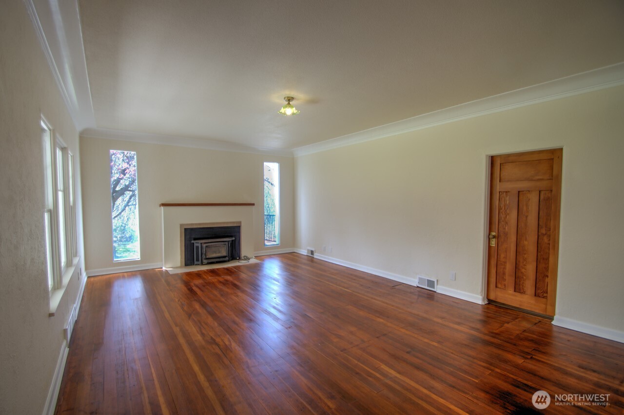 2306 Bigelow Avenue NE, Olympia, WA 98506