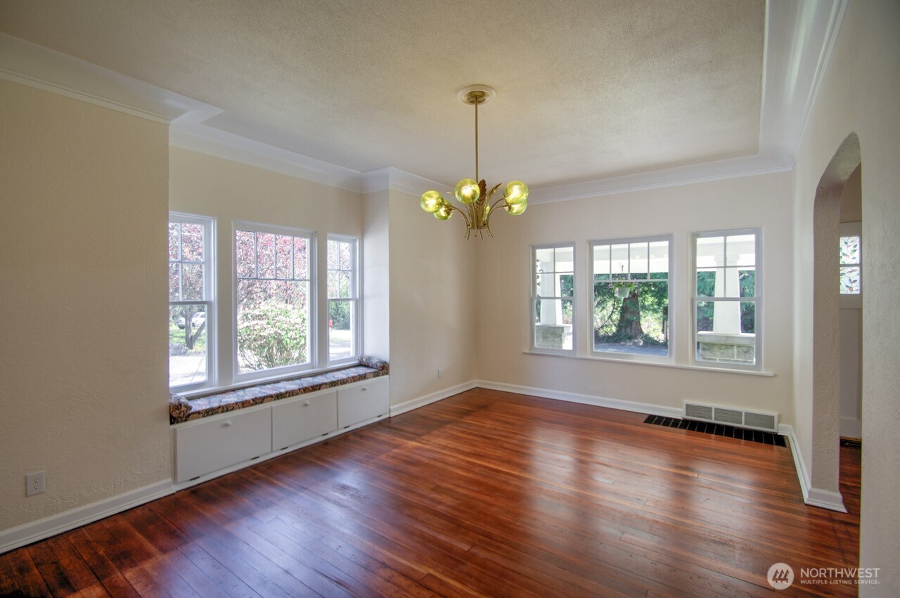 2306 Bigelow Avenue NE, Olympia, WA 98506