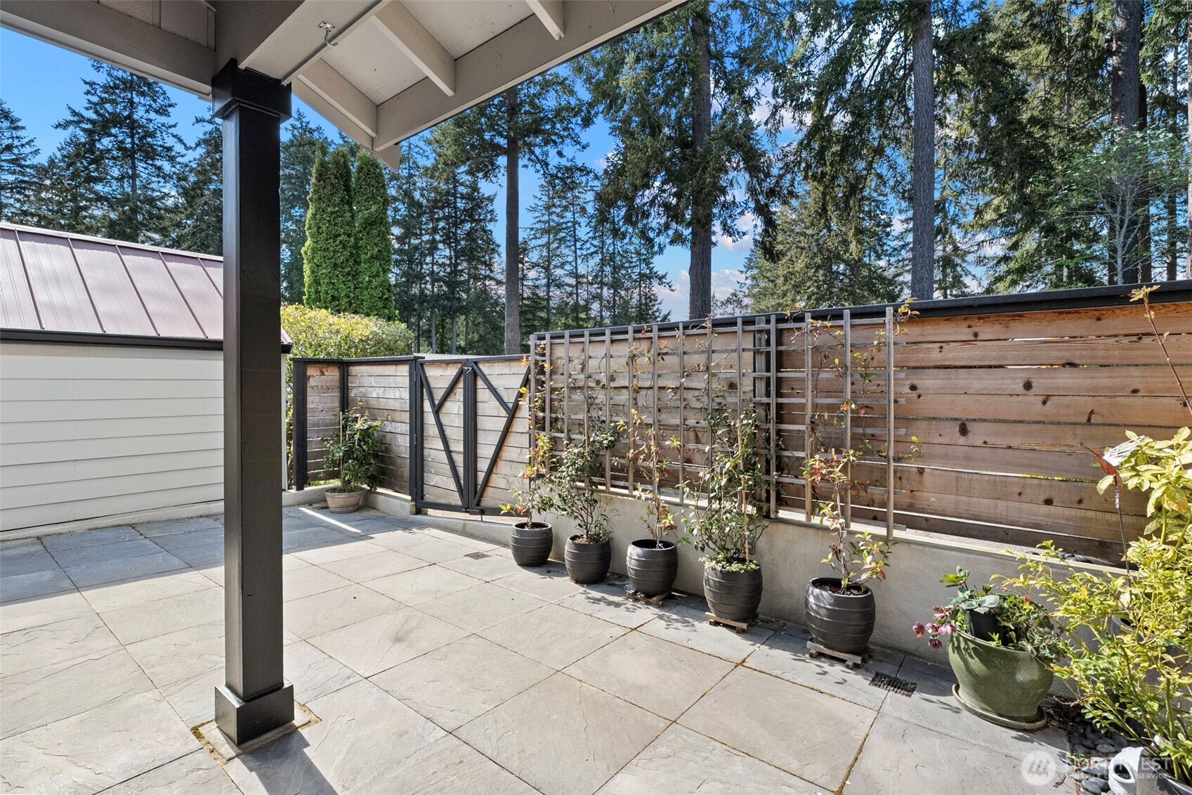 295 Shorewood Court , Fox Island, WA 98333