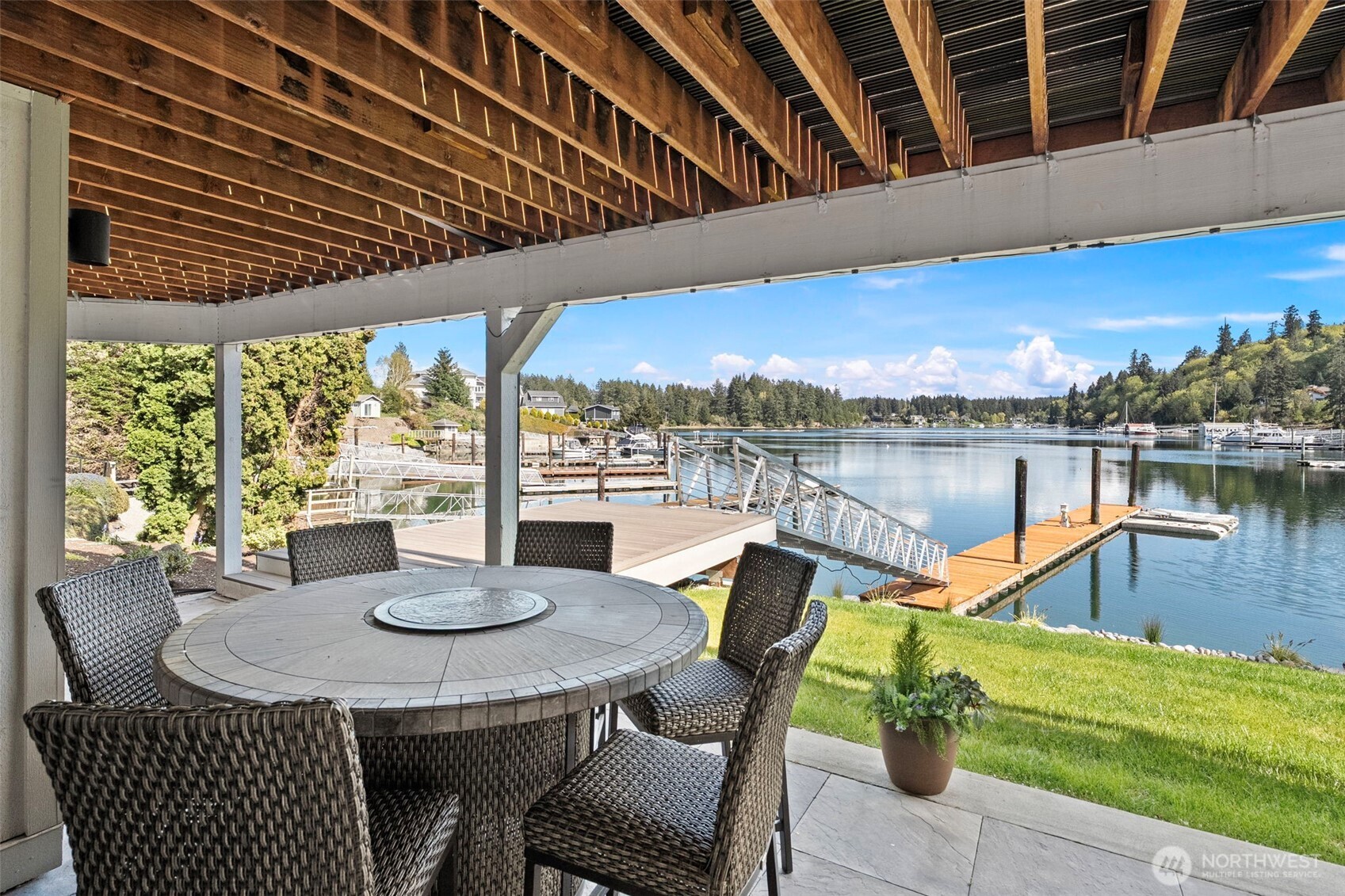 295 Shorewood Court , Fox Island, WA 98333