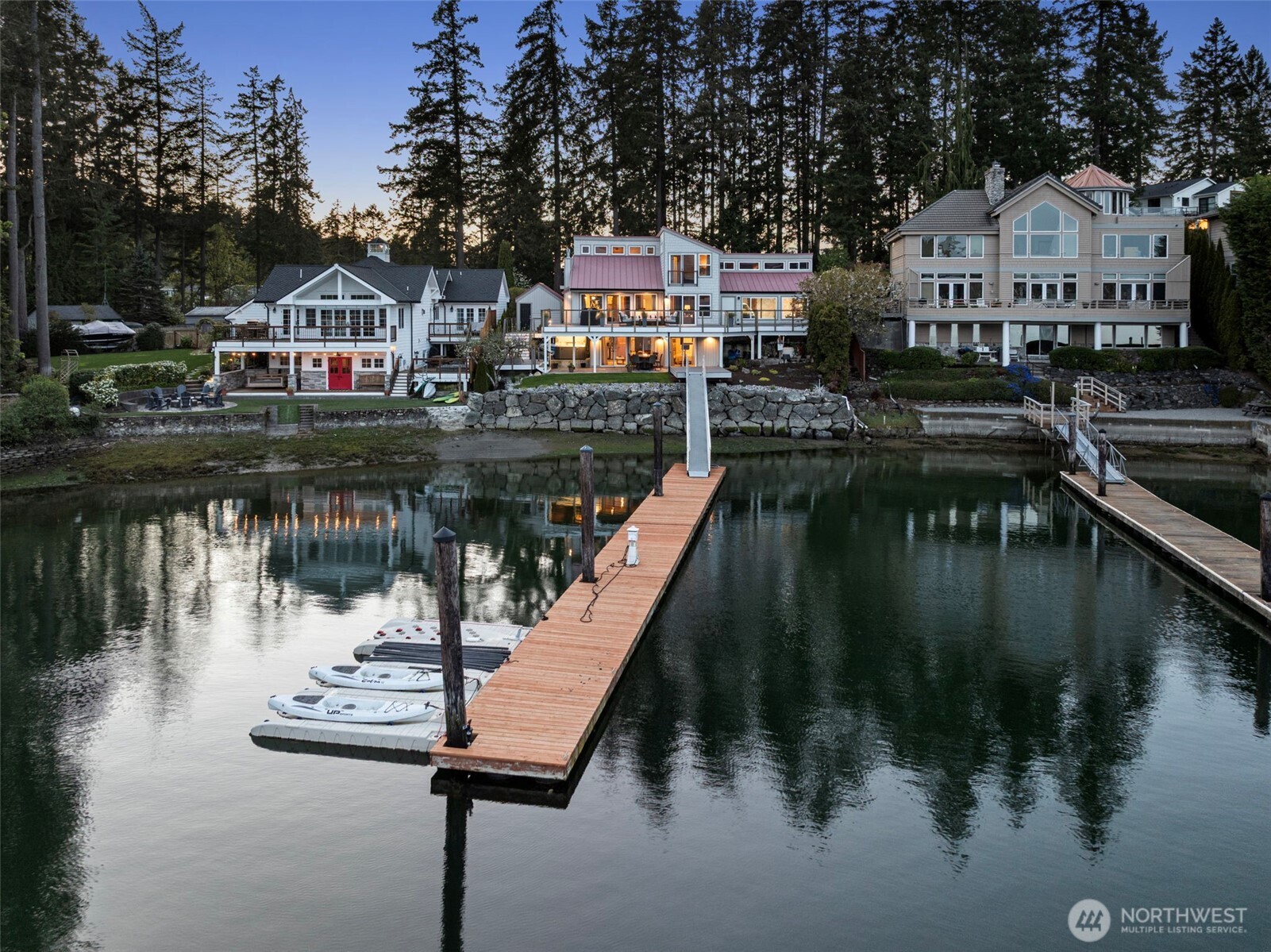 295 Shorewood Court , Fox Island, WA 98333